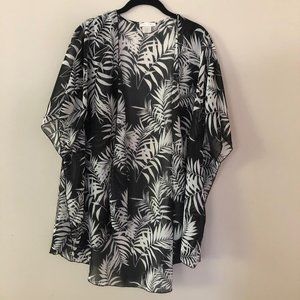 Black and White Tropical Kimono